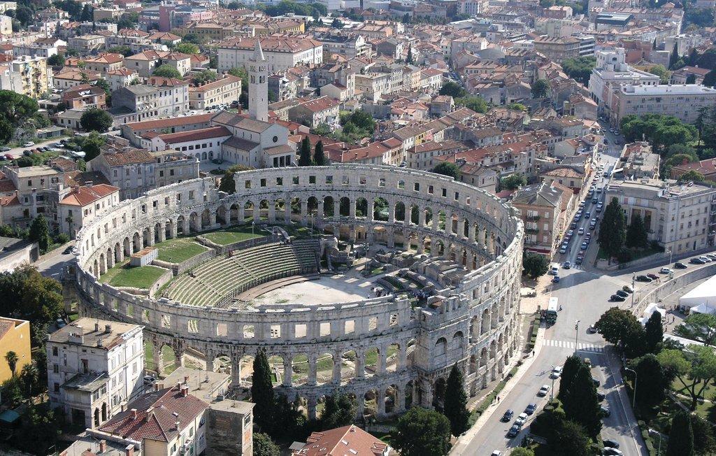 Apartment Old Town Pula Luaran gambar