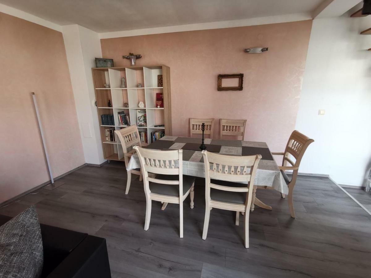Apartment Old Town Pula Luaran gambar